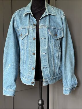 Levi’s red tab denim trucker jacket, 1991, structurally sound, 44R, paint/sleeve